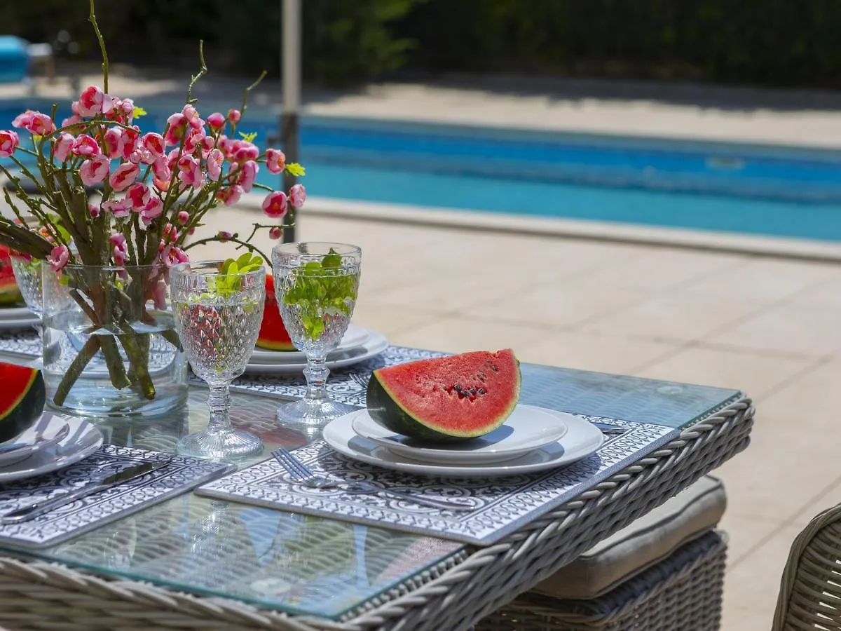 Villa Meneou Seaside Mansion 7 Larnaca